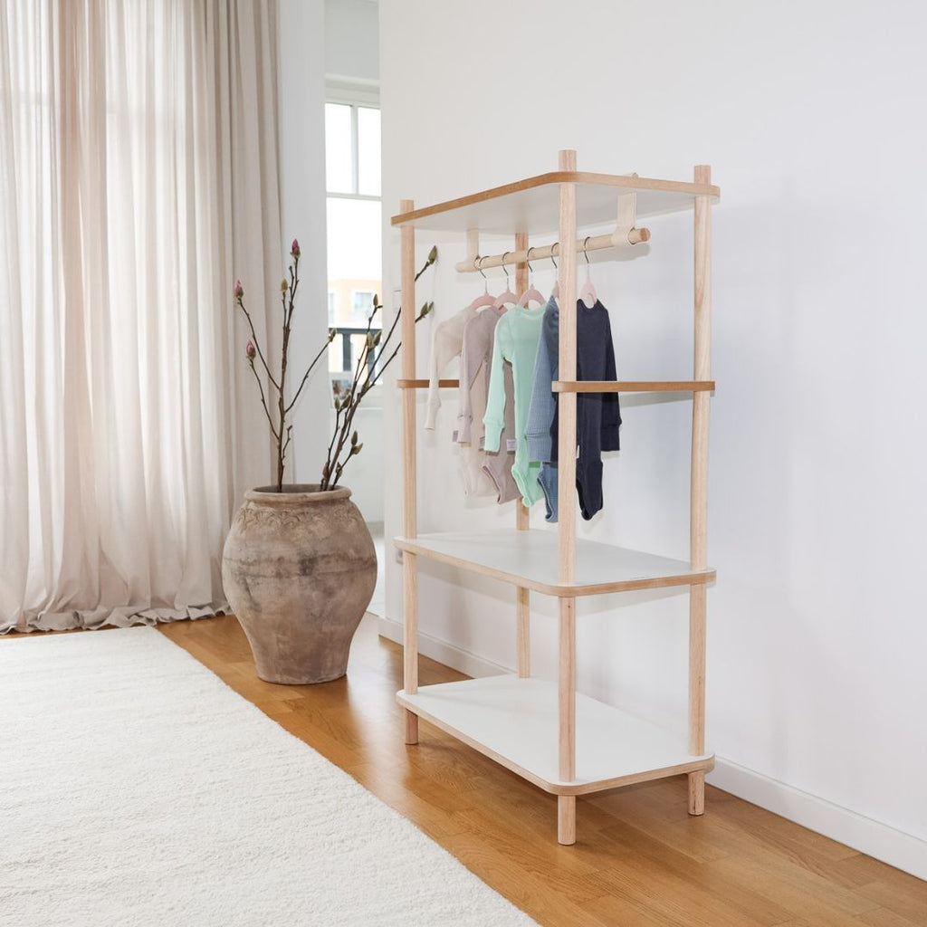 montessori-kleiderschrank