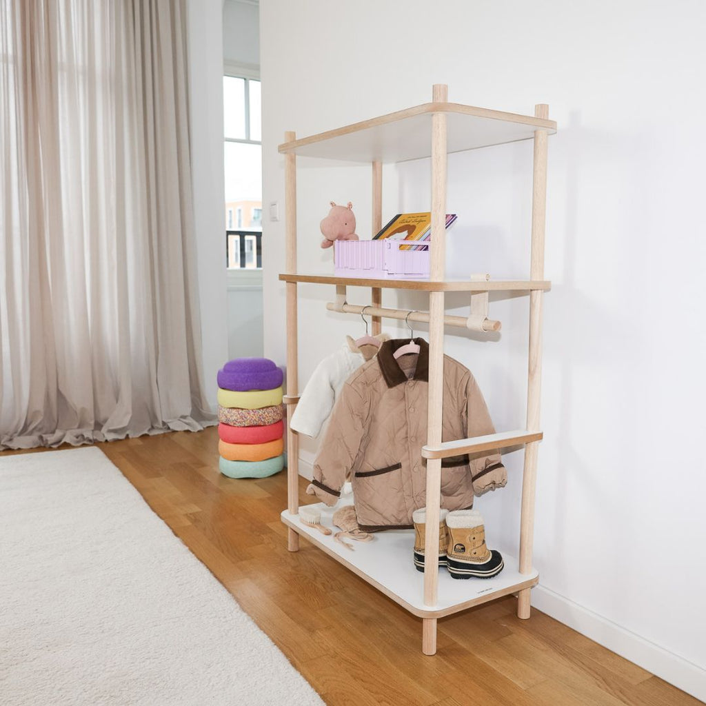 montessori-kleiderschrank